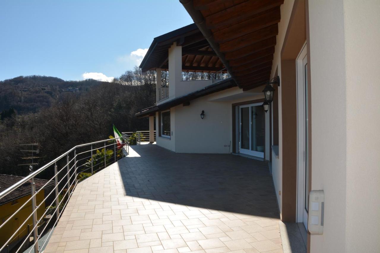 Il Girasole Apartment Meina Bagian luar foto