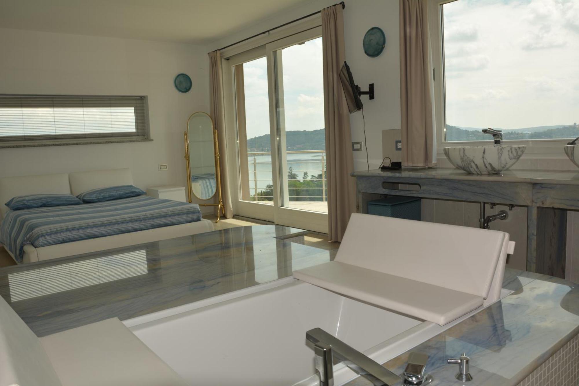 Il Girasole Apartment Meina Ruang foto