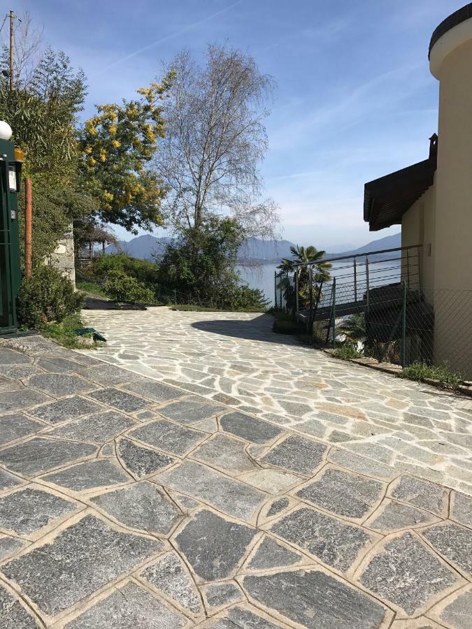 Il Girasole Apartment Meina Bagian luar foto